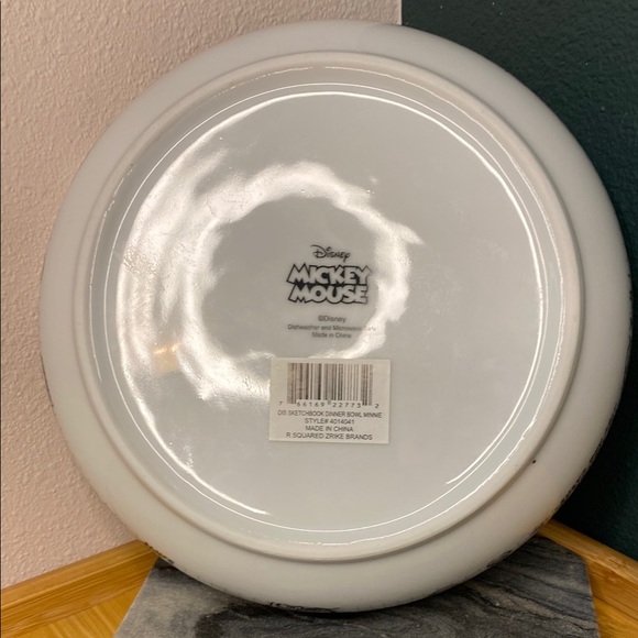 Disney Sketchbook Minnie Mouse Pasta Bowl - Picture 5 of 6